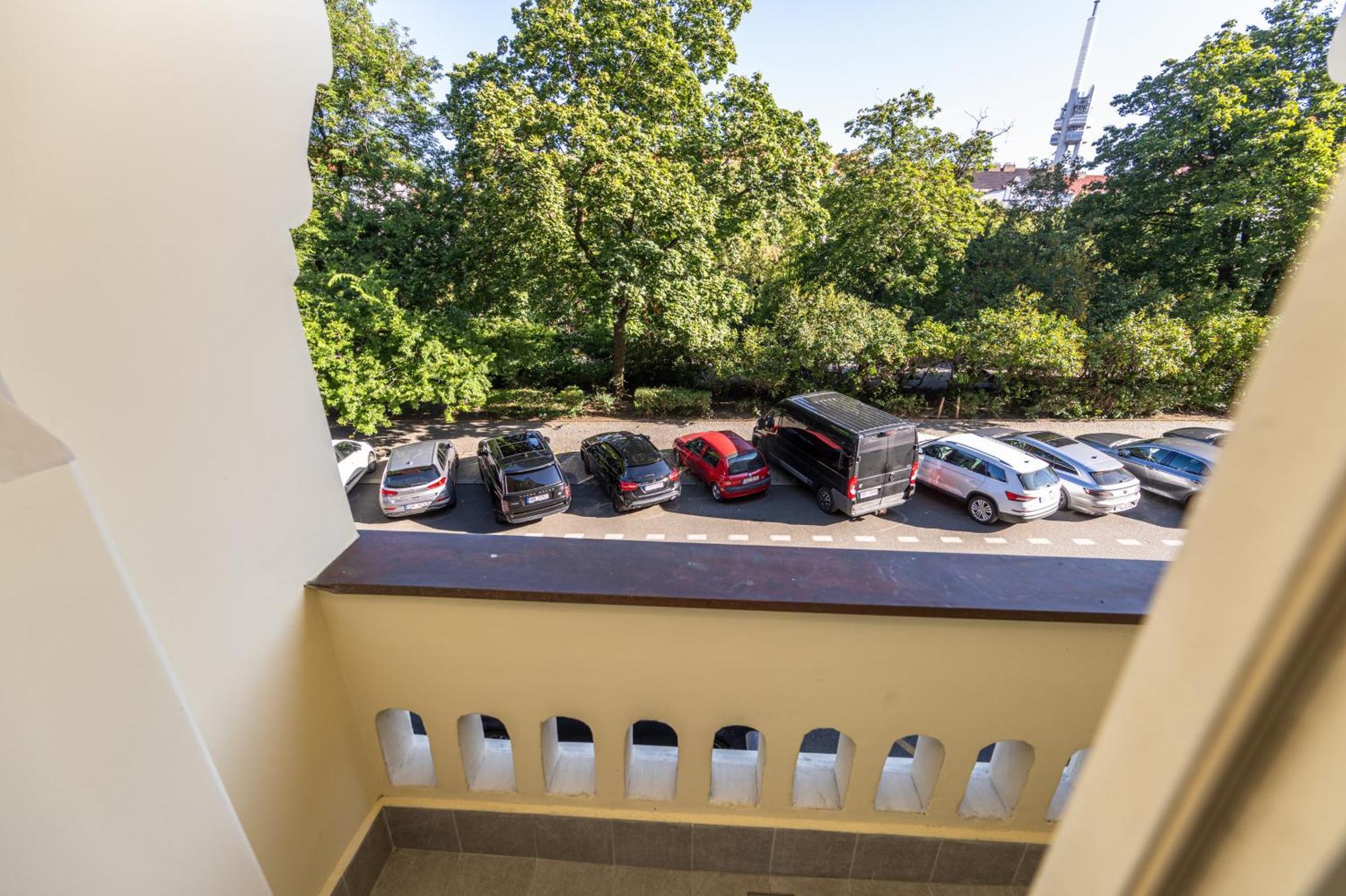 Jiriho Z Podebrad Apartments Prague Exterior photo