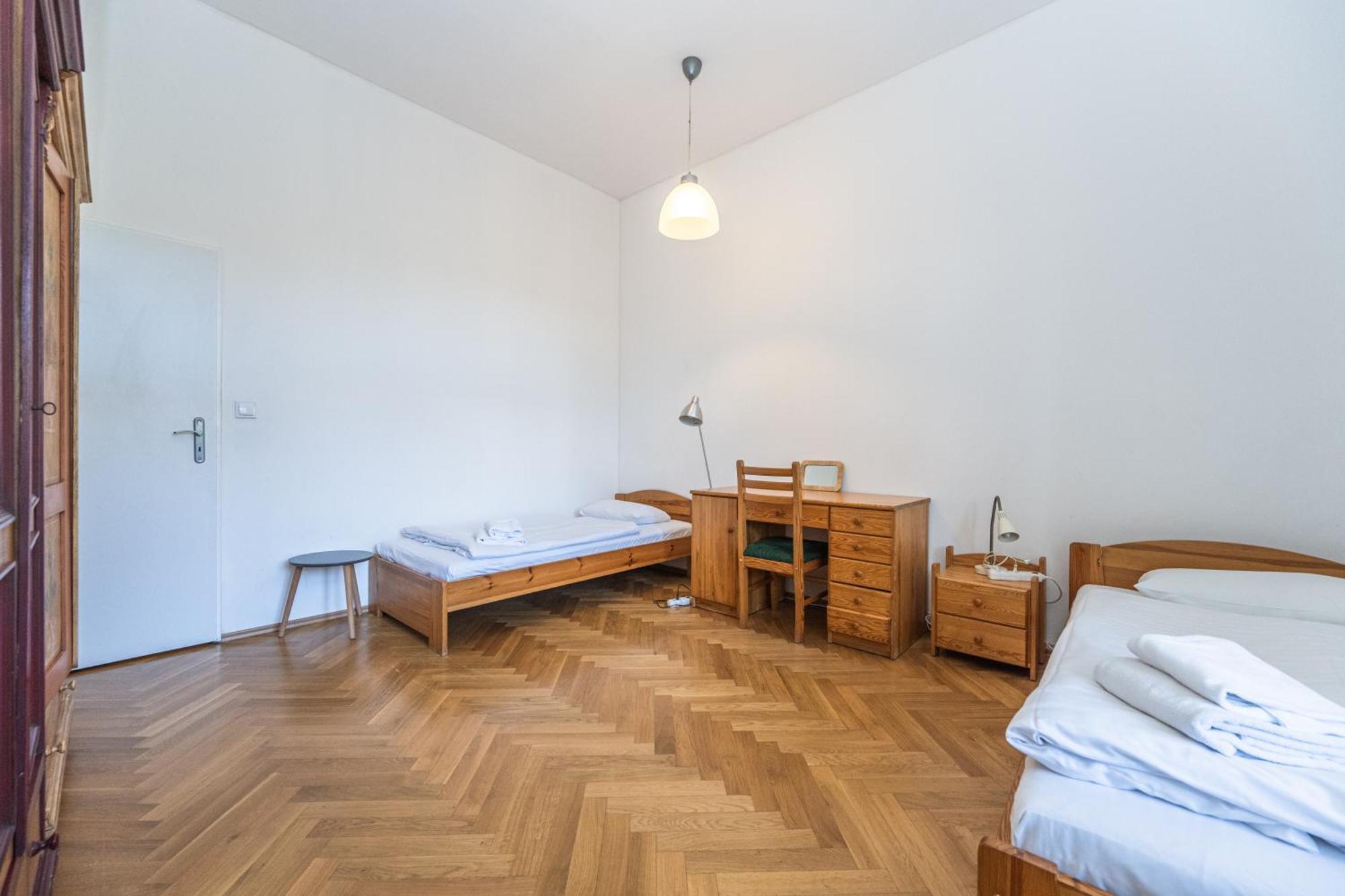 Jiriho Z Podebrad Apartments Prague Exterior photo